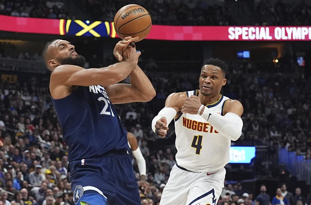 并面临高额 并面临高额